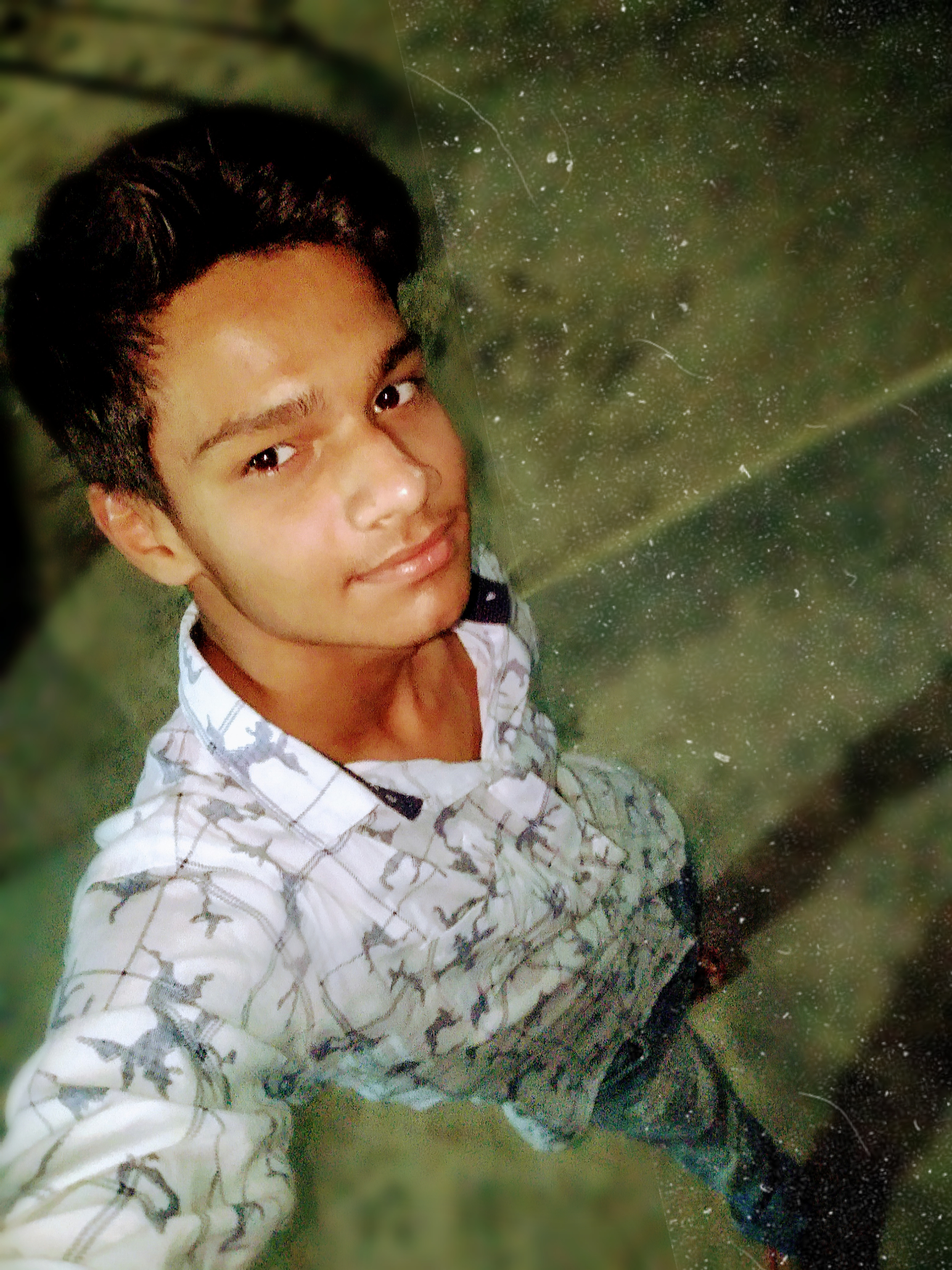 Abhinav Thakur is an Indian Shayar Actor From Agra's image