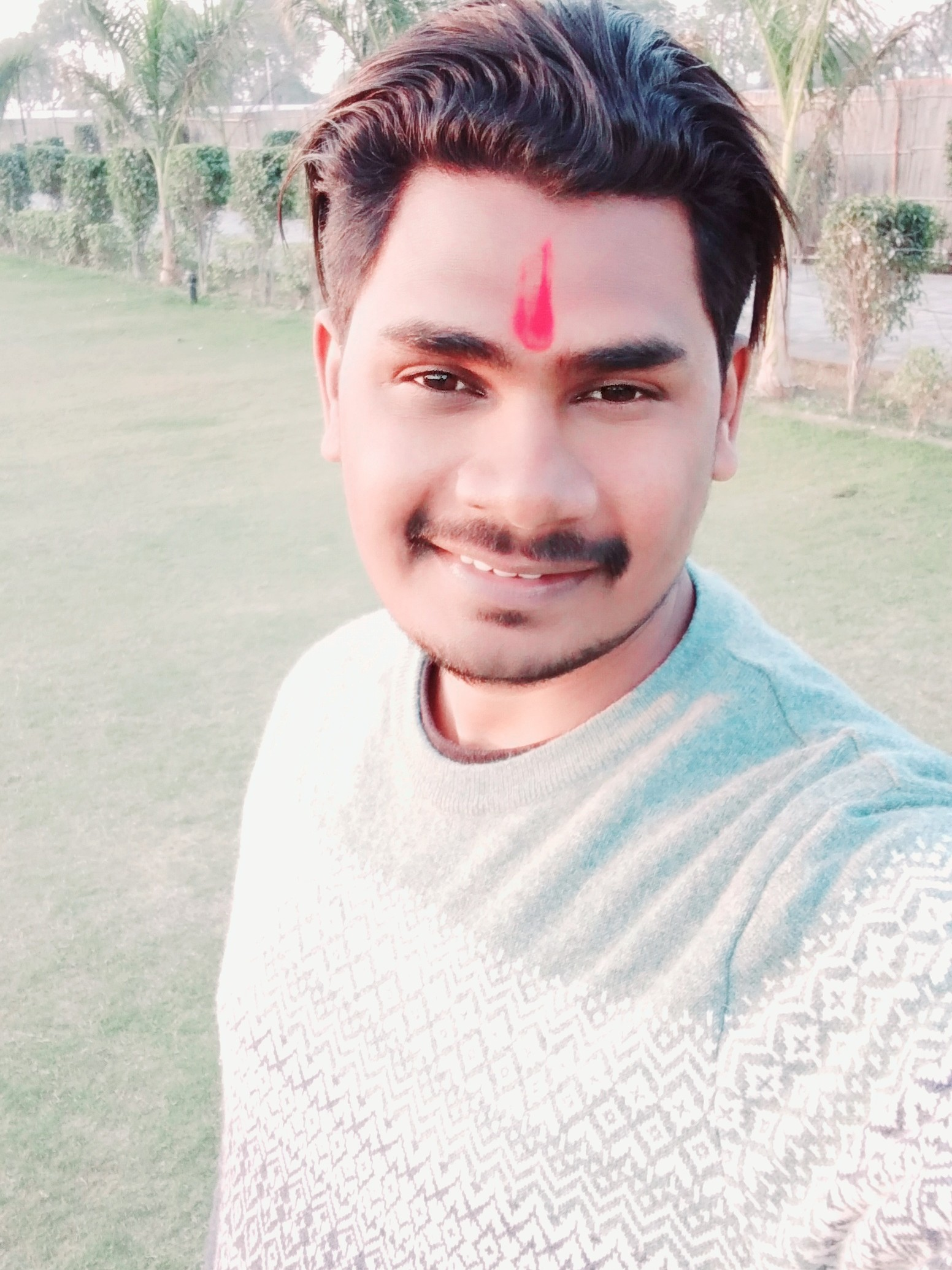 अधूरी ख्वाहिसे's image