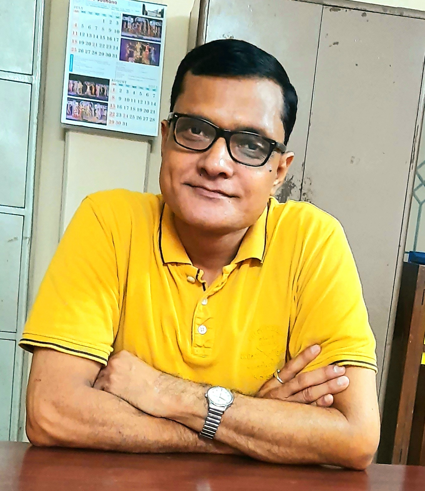 " यहाँ हर तिनका लेता आकार "
- कामिनी मोहन।'s image