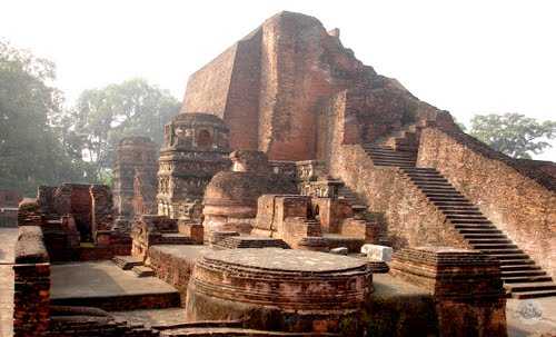 बिहार राज्य के विद्वान साहित्यकारों का हिंदी साहित्य में योगदान स्वर्ण अक्षरों में अंकित है...'s image