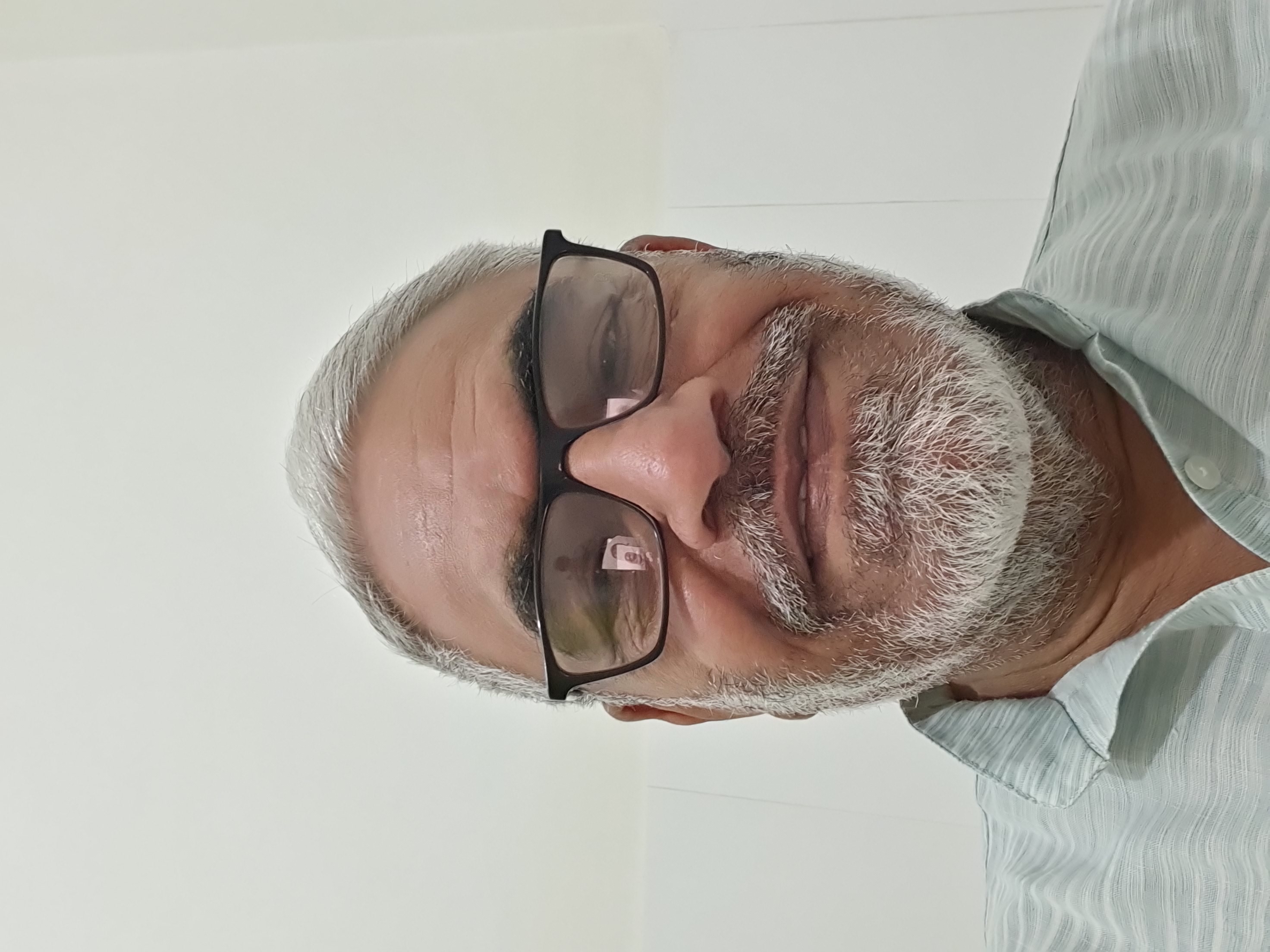 काली है ये रात हयात की रौशनाई का शरारा चाहिए's image