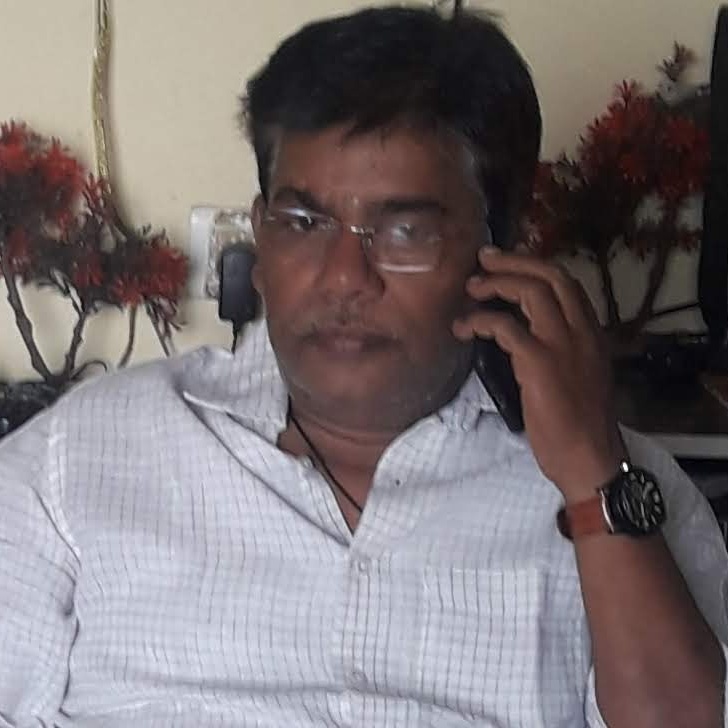 गमों के बीच's image