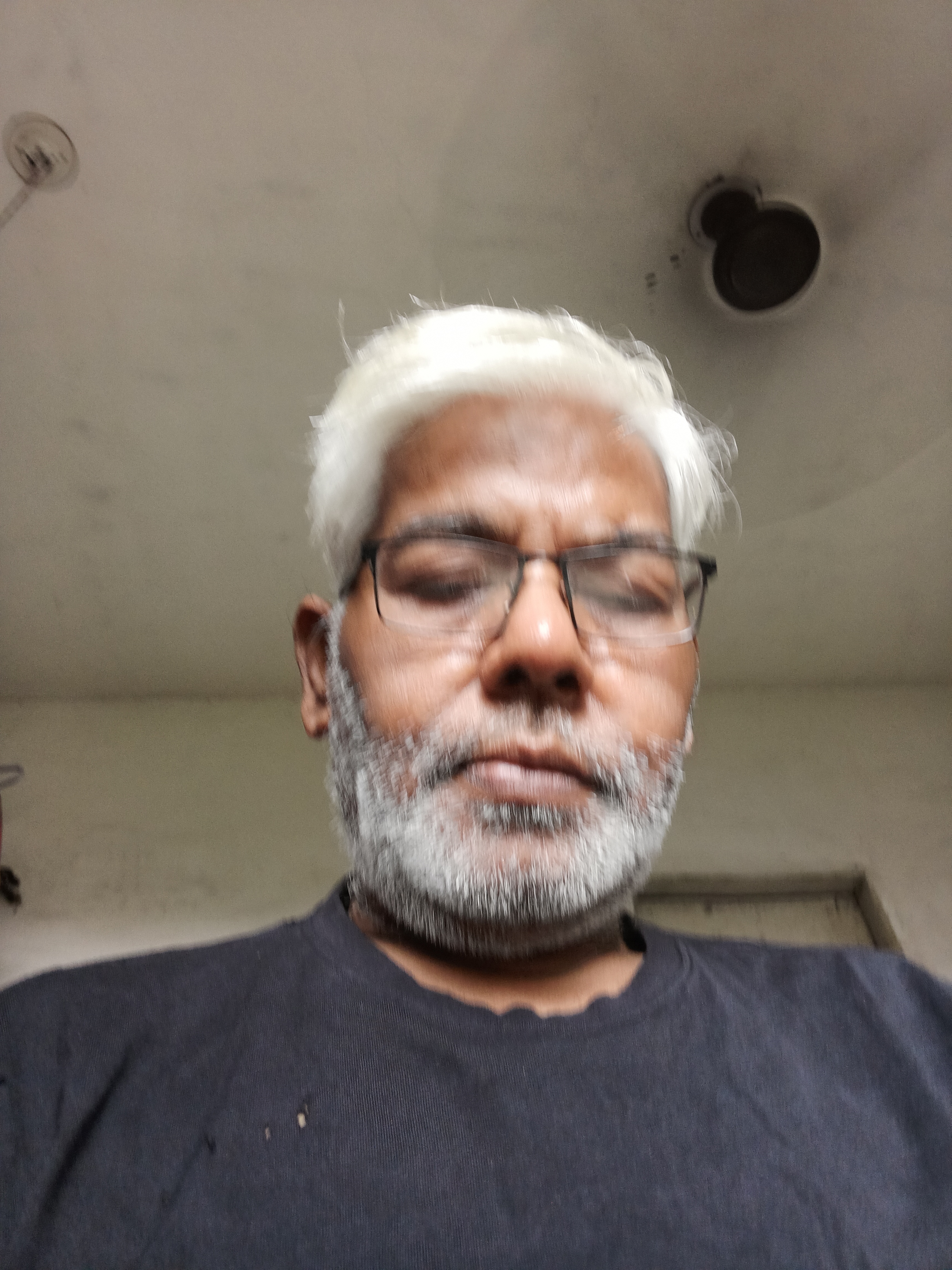 कुछ लोग's image