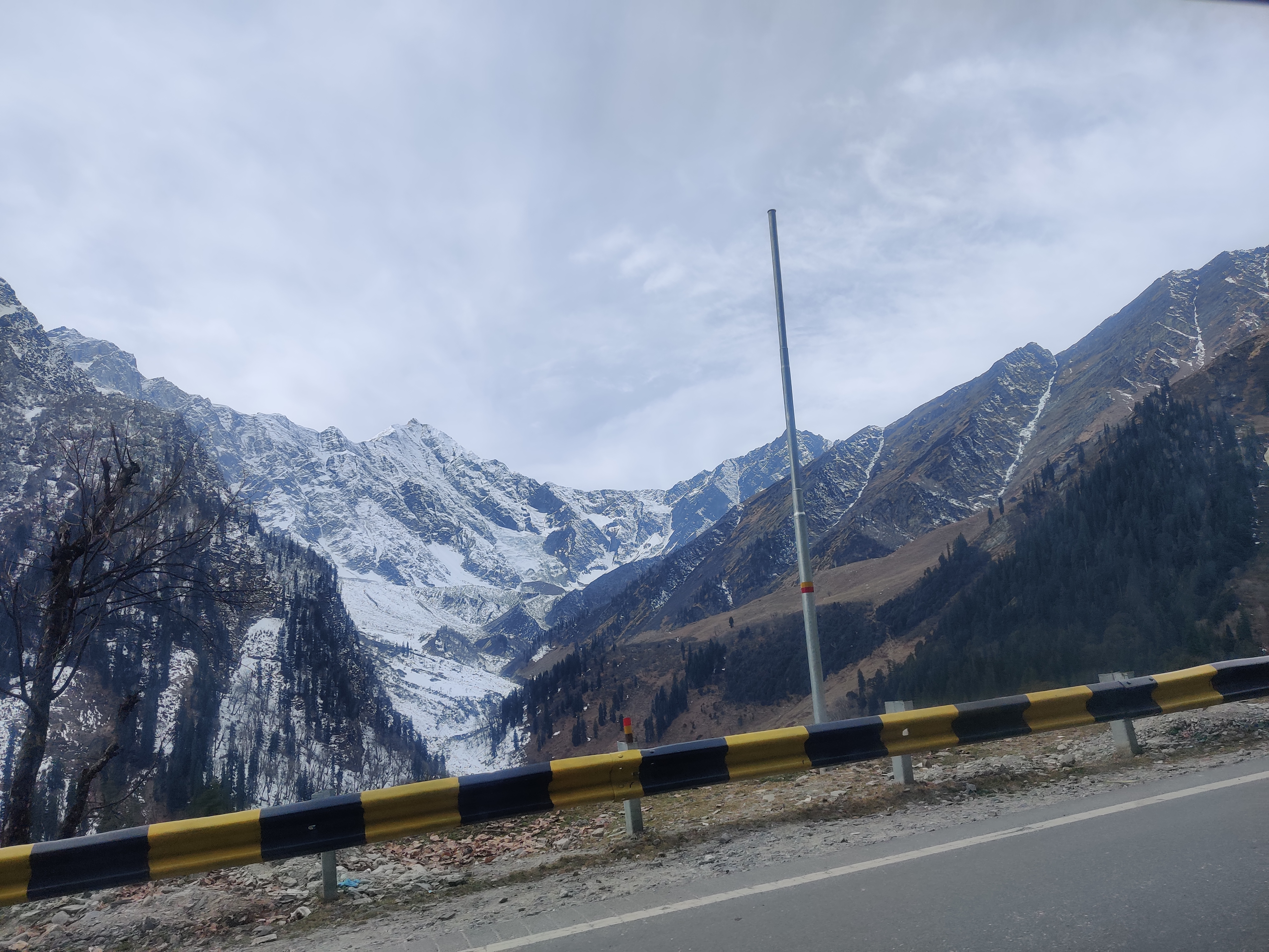 नदी's image