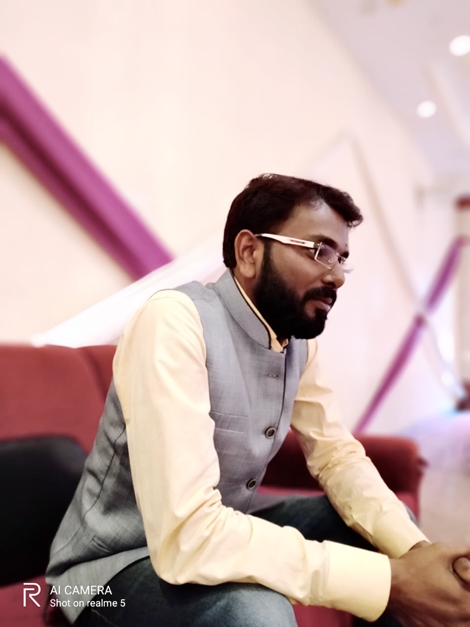 हाल ना पूछो दिल-ए-बेक़रार का...'s image