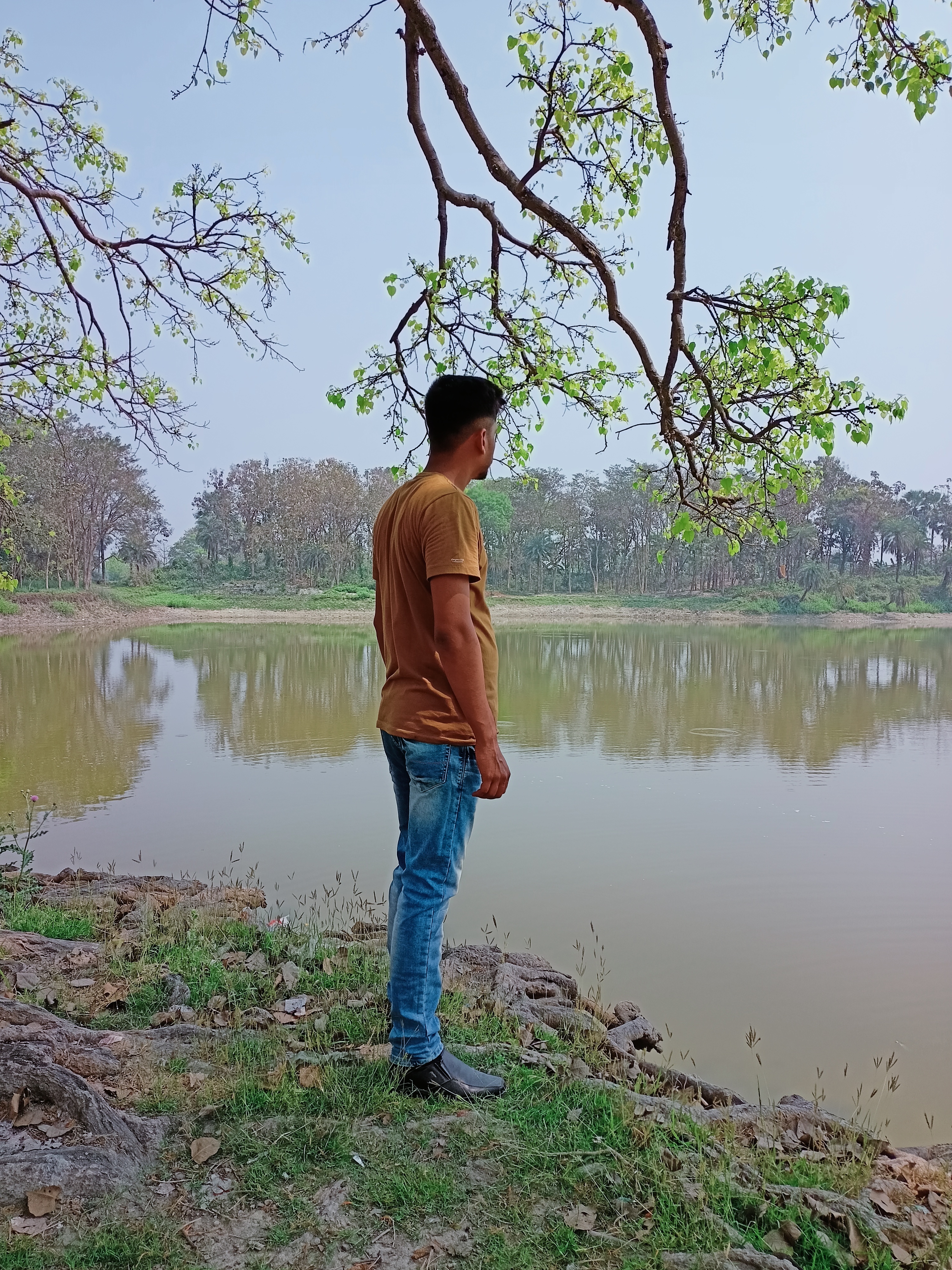 Shayari sangrah Nayi purani shayariyan Vinit Singh Shayar's image