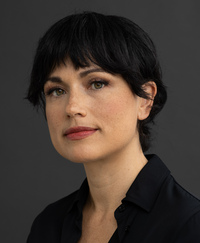 Ana  Reyes